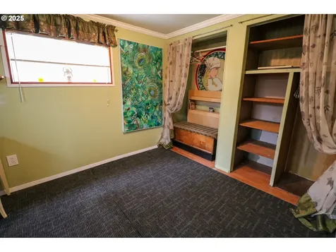 69493 Wildwood Road North Bend OR 97459