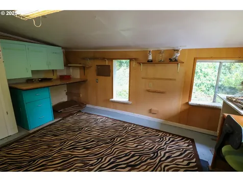 69493 Wildwood Road North Bend OR 97459