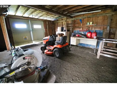 69493 Wildwood Road North Bend OR 97459
