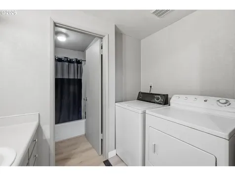 87988 6th Street Veneta OR 97487