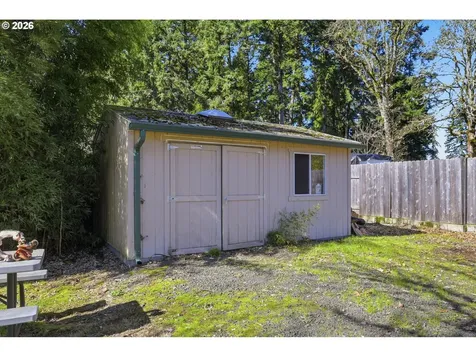 87988 6th Street Veneta OR 97487