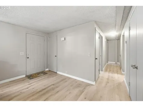 87988 6th Street Veneta OR 97487