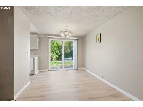 87988 6th Street Veneta OR 97487