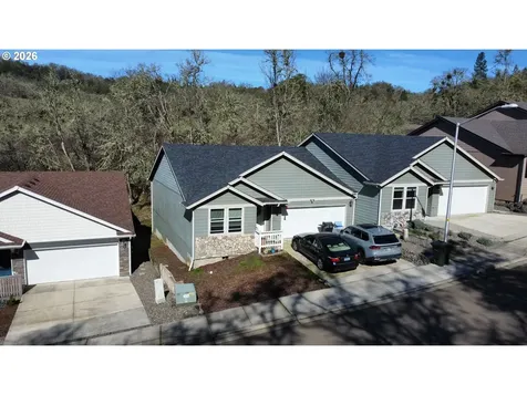 1660 NE Alameda Avenue Roseburg OR 97470