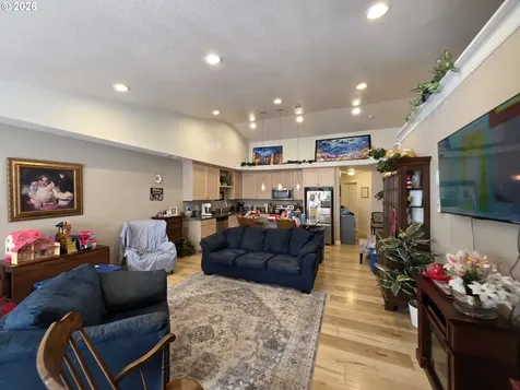 1660 NE Alameda Avenue Roseburg OR 97470