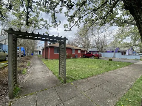 203 SE 129th Avenue Portland OR 97233