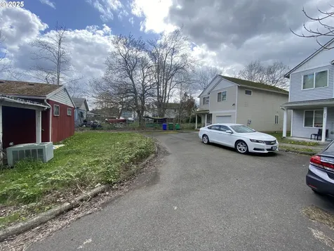 203 SE 129th Avenue Portland OR 97233