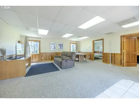 45632 Mckenzie Highway Vida OR 97488