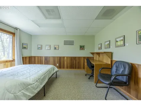 45632 Mckenzie Highway Vida OR 97488