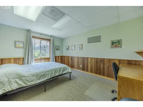 45632 Mckenzie Highway Vida OR 97488