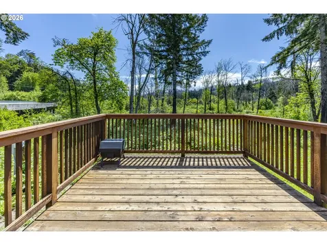 45632 Mckenzie Highway Vida OR 97488