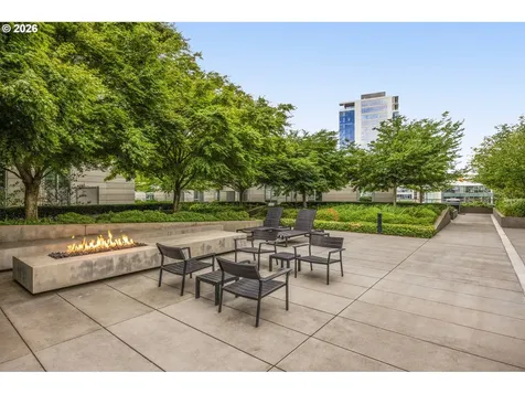 1075 NW Northrup Street Portland OR 97209