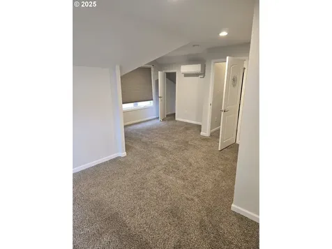 202 Adams Avenue Cottage Grove OR 97424