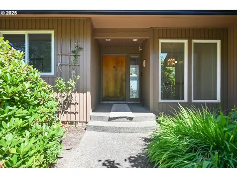 23212 SE Yellowhammer Street Damascus OR 97089