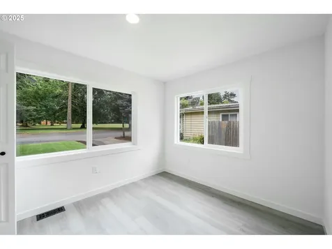 3217 Linda Street Woodburn OR 97071
