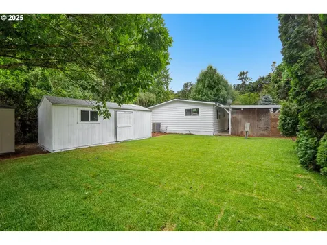 3217 Linda Street Woodburn OR 97071