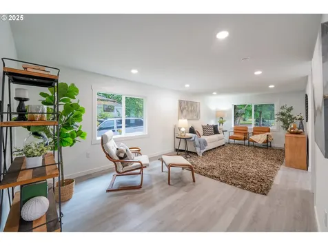 3217 Linda Street Woodburn OR 97071
