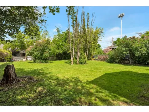 5617 SE Rural Street Portland OR 97206