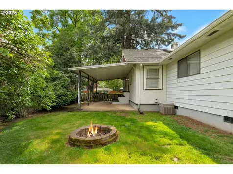 5617 SE Rural Street Portland OR 97206