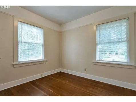 5617 SE Rural Street Portland OR 97206