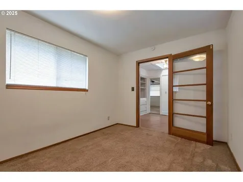 5617 SE Rural Street Portland OR 97206