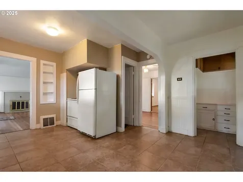 5617 SE Rural Street Portland OR 97206