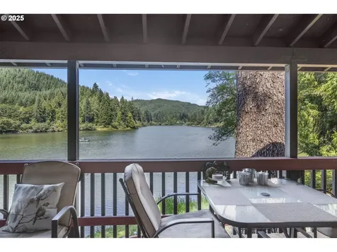 1547 N Tenmile Lake Lakeside OR 97449