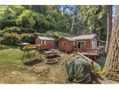 1547 N Tenmile Lake Lakeside OR 97449