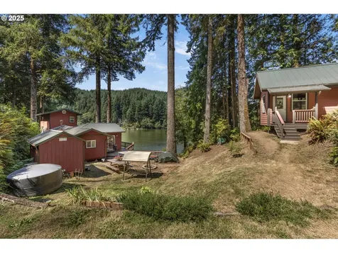 1547 N Tenmile Lake Lakeside OR 97449