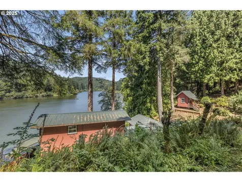 1547 N Tenmile Lake Lakeside OR 97449