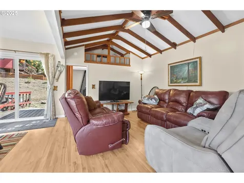 1547 N Tenmile Lake Lakeside OR 97449