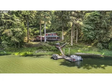 1547 N Tenmile Lake Lakeside OR 97449