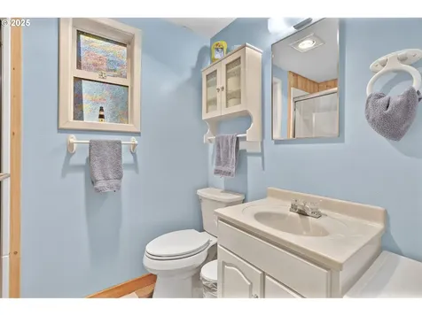 1547 N Tenmile Lake Lakeside OR 97449