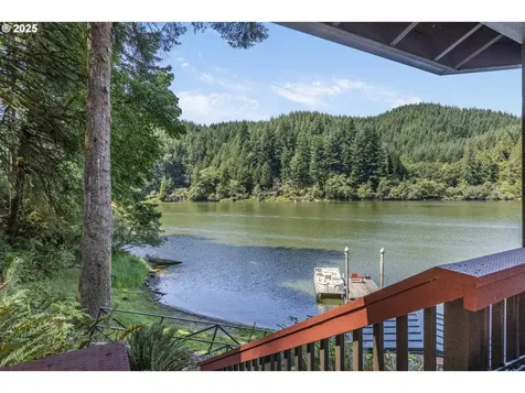 1547 N Tenmile Lake Lakeside OR 97449