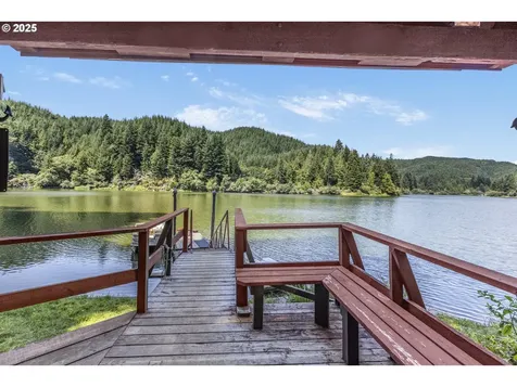 1547 N Tenmile Lake Lakeside OR 97449