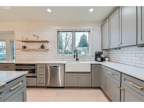 3532 NE Killingsworth Street Portland OR 97211