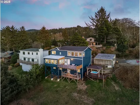 46990 Terrace Drive Neskowin OR 97149