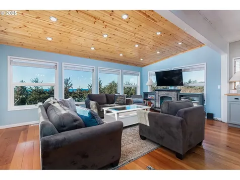46990 Terrace Drive Neskowin OR 97149