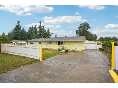 355 Cedar Avenue Woodburn OR 97071