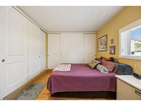 355 Cedar Avenue Woodburn OR 97071