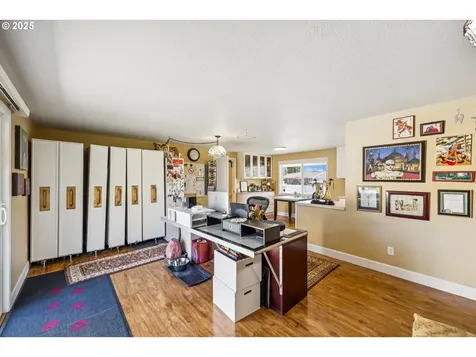 355 Cedar Avenue Woodburn OR 97071