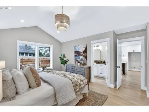 3405 NE 56th Avenue Portland OR 97213