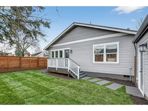 3405 NE 56th Avenue Portland OR 97213