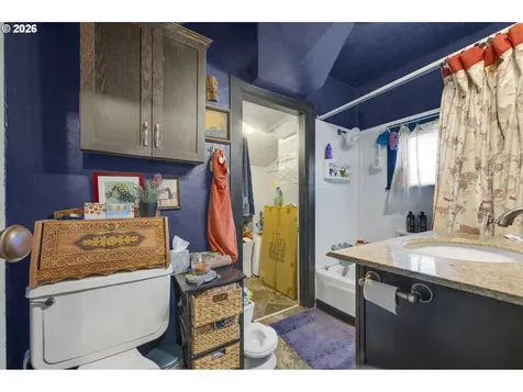 1601 SE 130th Avenue Portland OR 97233
