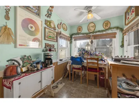 1601 SE 130th Avenue Portland OR 97233