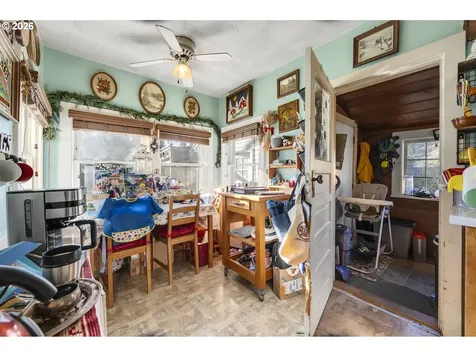 1601 SE 130th Avenue Portland OR 97233