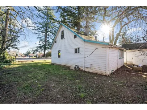 1601 SE 130th Avenue Portland OR 97233