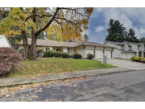 10216 SE 15th Street Vancouver WA 98664