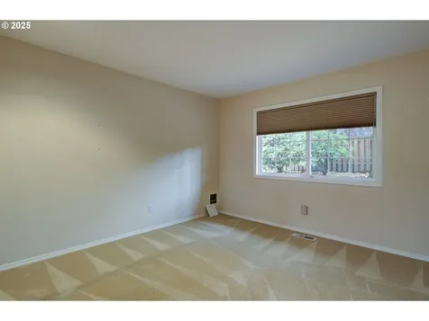 10216 SE 15th Street Vancouver WA 98664