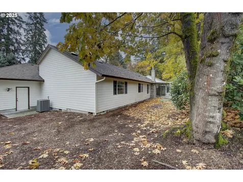 10216 SE 15th Street Vancouver WA 98664